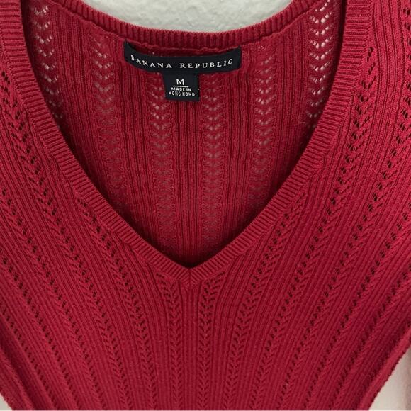 Banana Republic V Neck Wine Red Sweater Delicate Knit - Picture 2 of 6